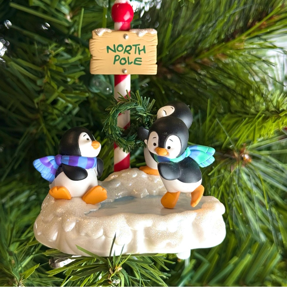 Hallmark Keepsake Holiday Clip On Ornament, “Pals At The Pole”. Released 2003.